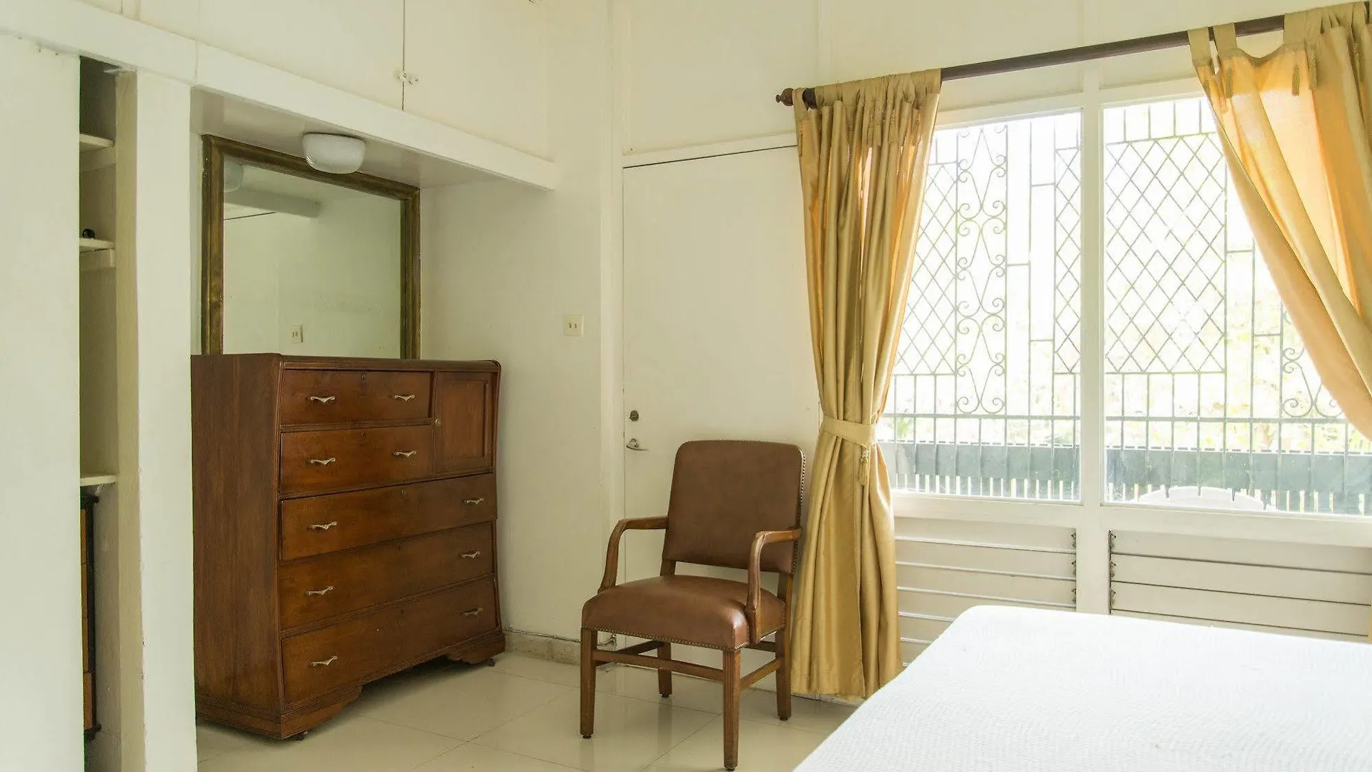 Court Manor At Montego Bay Club Apartment